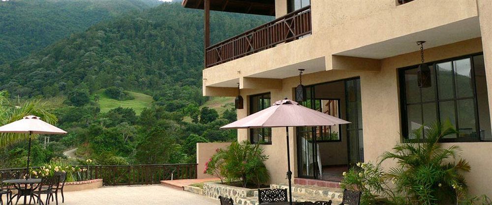 Hotel Rancho La Aurora Jarabacoa Exterior photo