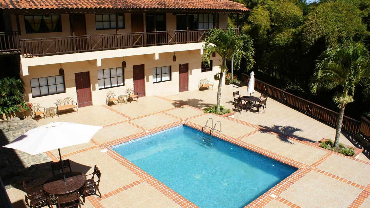 Hotel Rancho La Aurora Jarabacoa Exterior photo