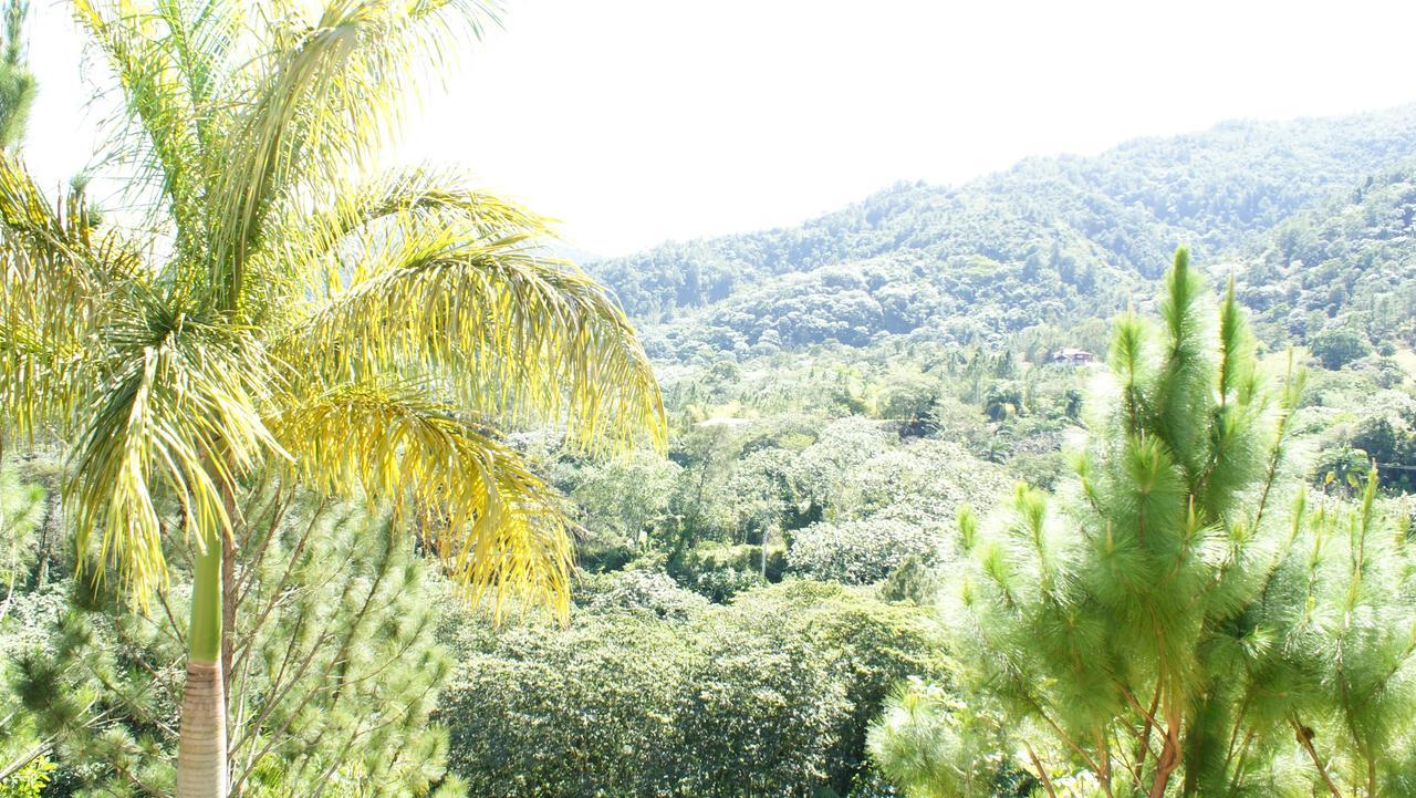 Hotel Rancho La Aurora Jarabacoa Exterior photo