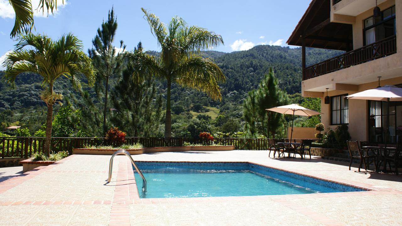 Hotel Rancho La Aurora Jarabacoa Exterior photo