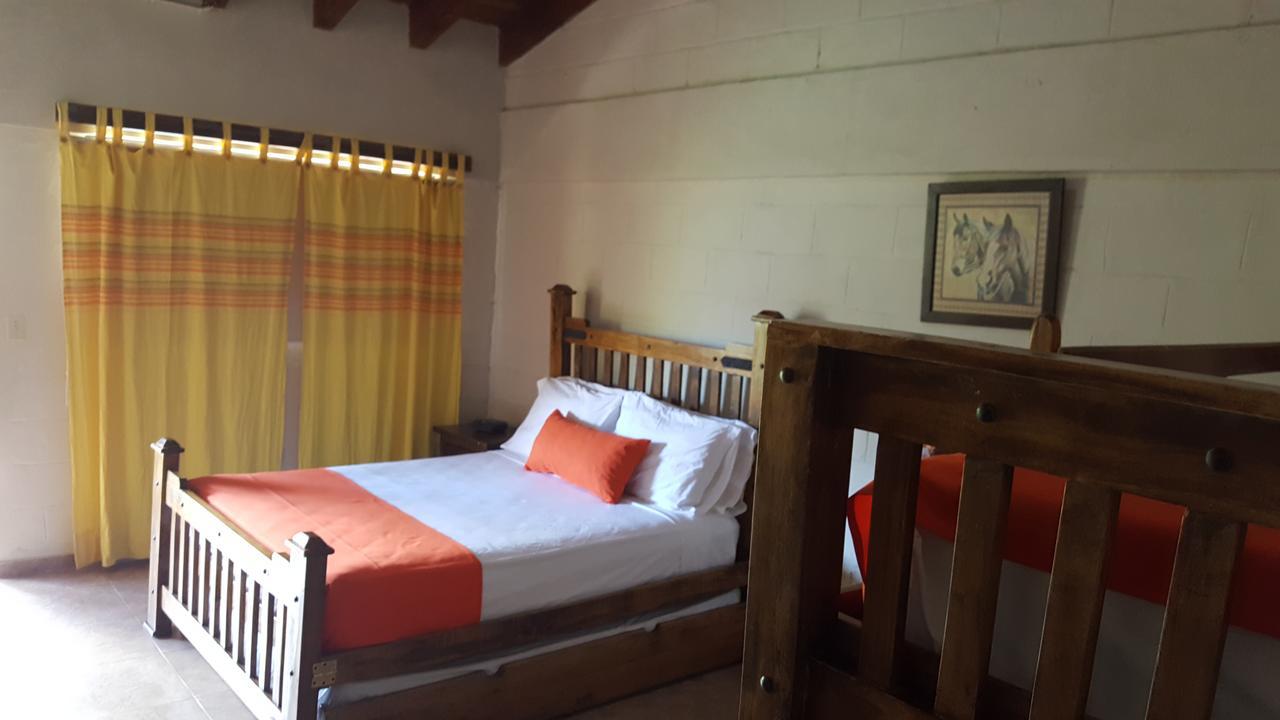 Hotel Rancho La Aurora Jarabacoa Exterior photo